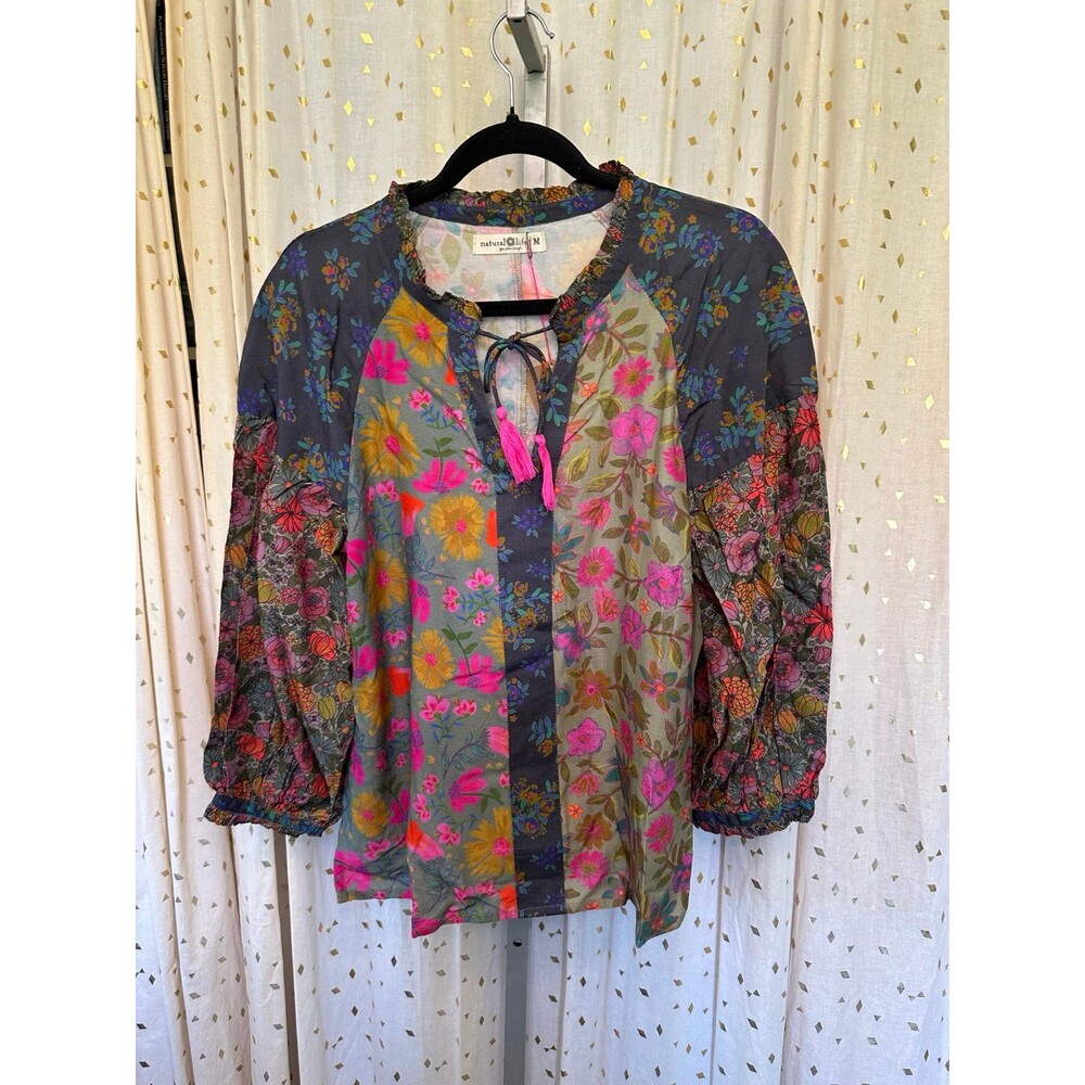 NWT Natural Life Drawn Garden Multi Floral Patchwork Tassel Tie Fallon Top M - Picture 3 of 7